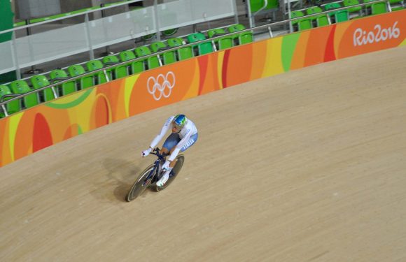 Ciak si Giro – Giro d’Italia 2018, Terza Tappa: Sorvolando Eilat, Elia Viviani concede il bis