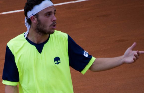 Roland Garros – Strepitoso Marco Cecchinato: battuto Djokovic!