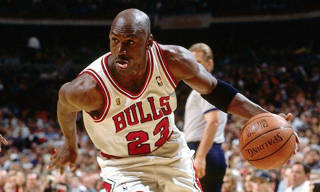 Michael Jordan e la “sua” numero 12