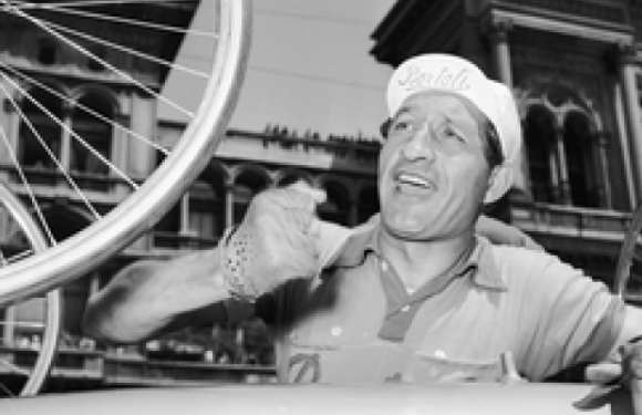 Gino Bartali – Vittorie, rischi e segreti: un eroe tra gli eroi