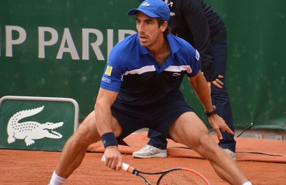 Cuevas vs Tsitsipas: vince il greco, ma il colpo dell’uruguagio è da urlo!