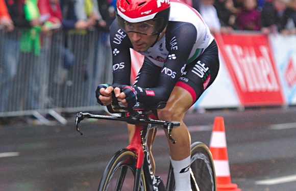 Diego Ulissi trionfa nella 2a tappa del Giro d’Italia 2020