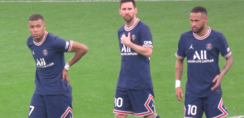 PSG-LILLE 4-3: magie di Mbappé e Messi
