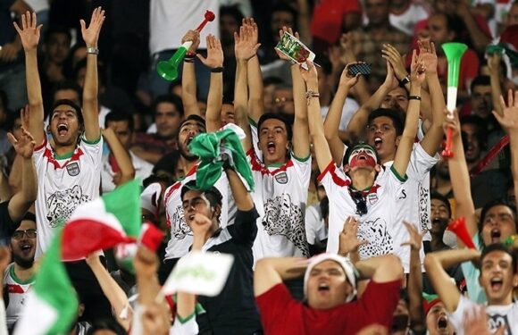 Iran, portiere difende una tifosa: multato e squalificato